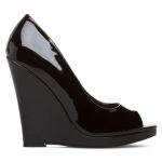 highlighting-those-pins-8-10cm-WEdge