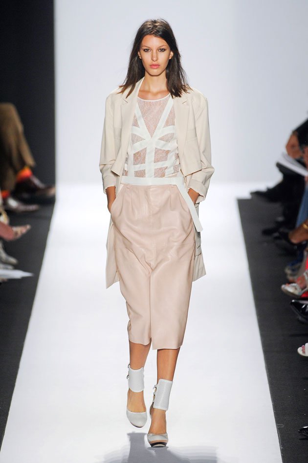 Tonal Dressing QueenHood